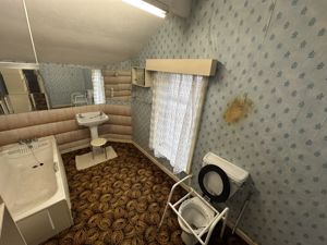 Photo 6- click for photo gallery